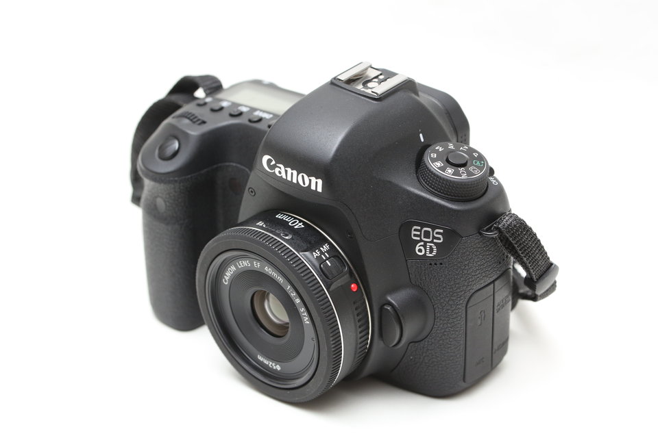 Canon EF40mm f/2.8 STM パンケーキレンズ 傷あり 動作良好 CANON