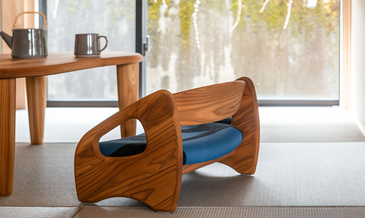 杉座 フロアチェア | 飛騨産業株式会社【公式】 | 飛騨の家具、国産家具