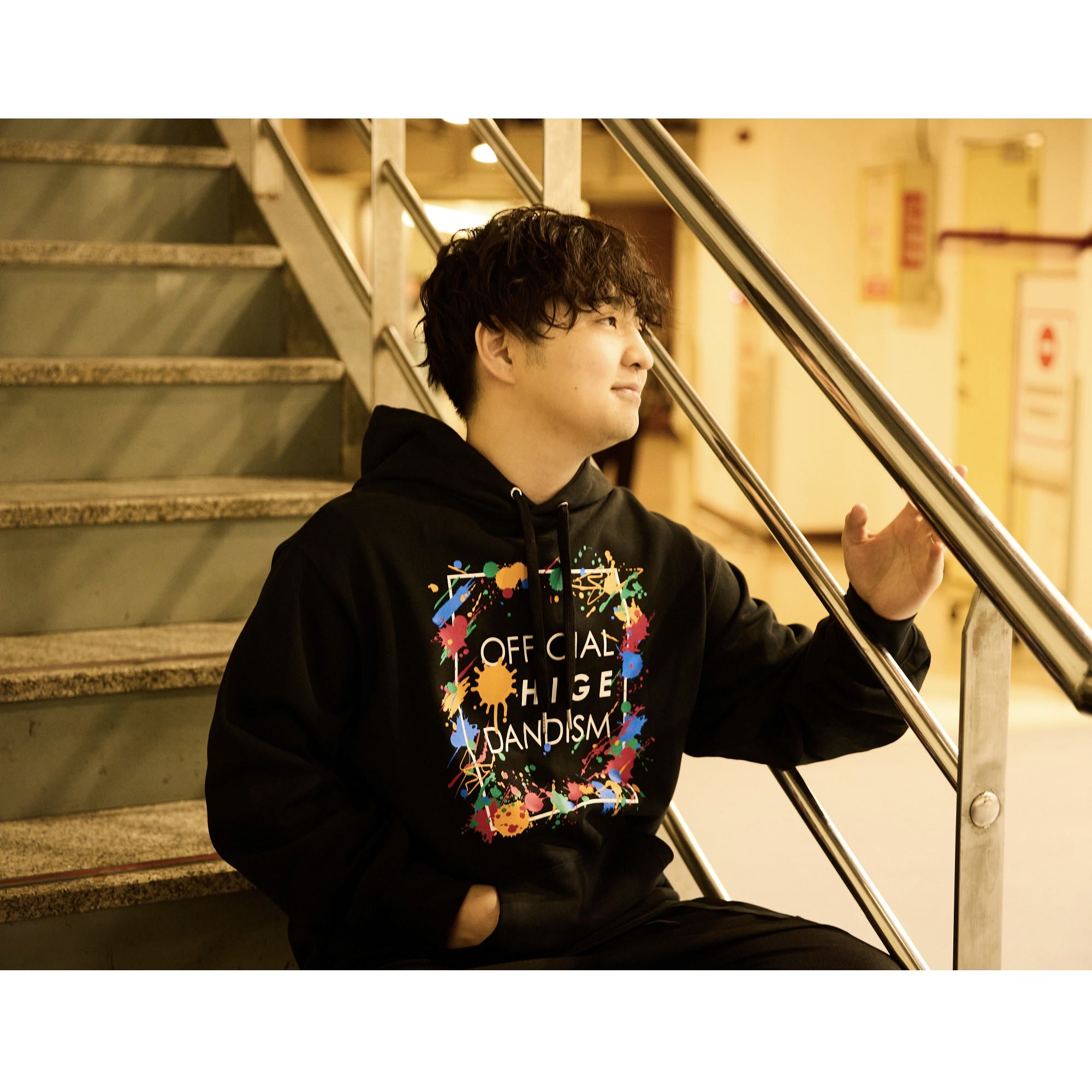 Reprint design hoodie – Official髭男dism ONLINE STORE