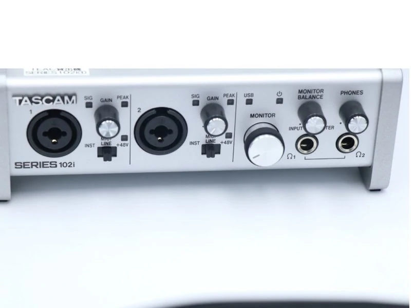 TASCAM SERIES 102iをレビュー。質の高いマイクプリを搭載した