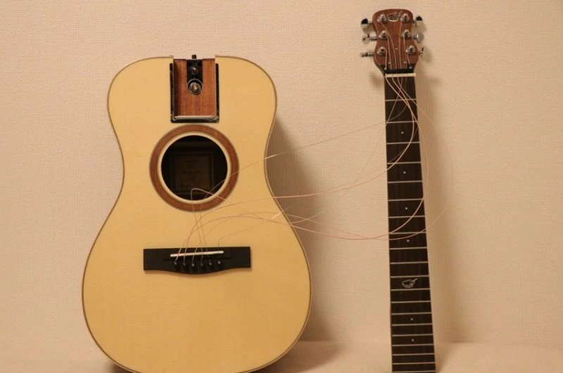 トラベルギター journey instrument FF412C Solid Sitka / Mahogany GA