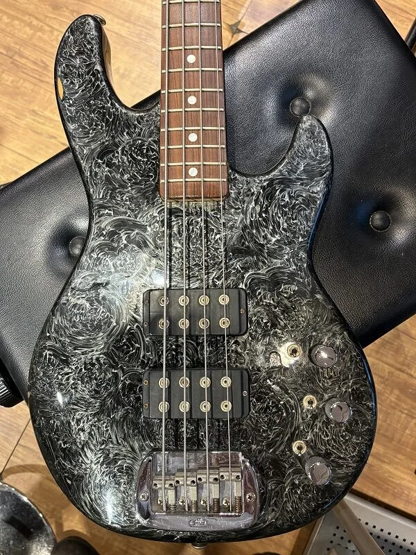 G&L「L-2000 USA フレットレスベースNatural」 G&L「L-2000 USA