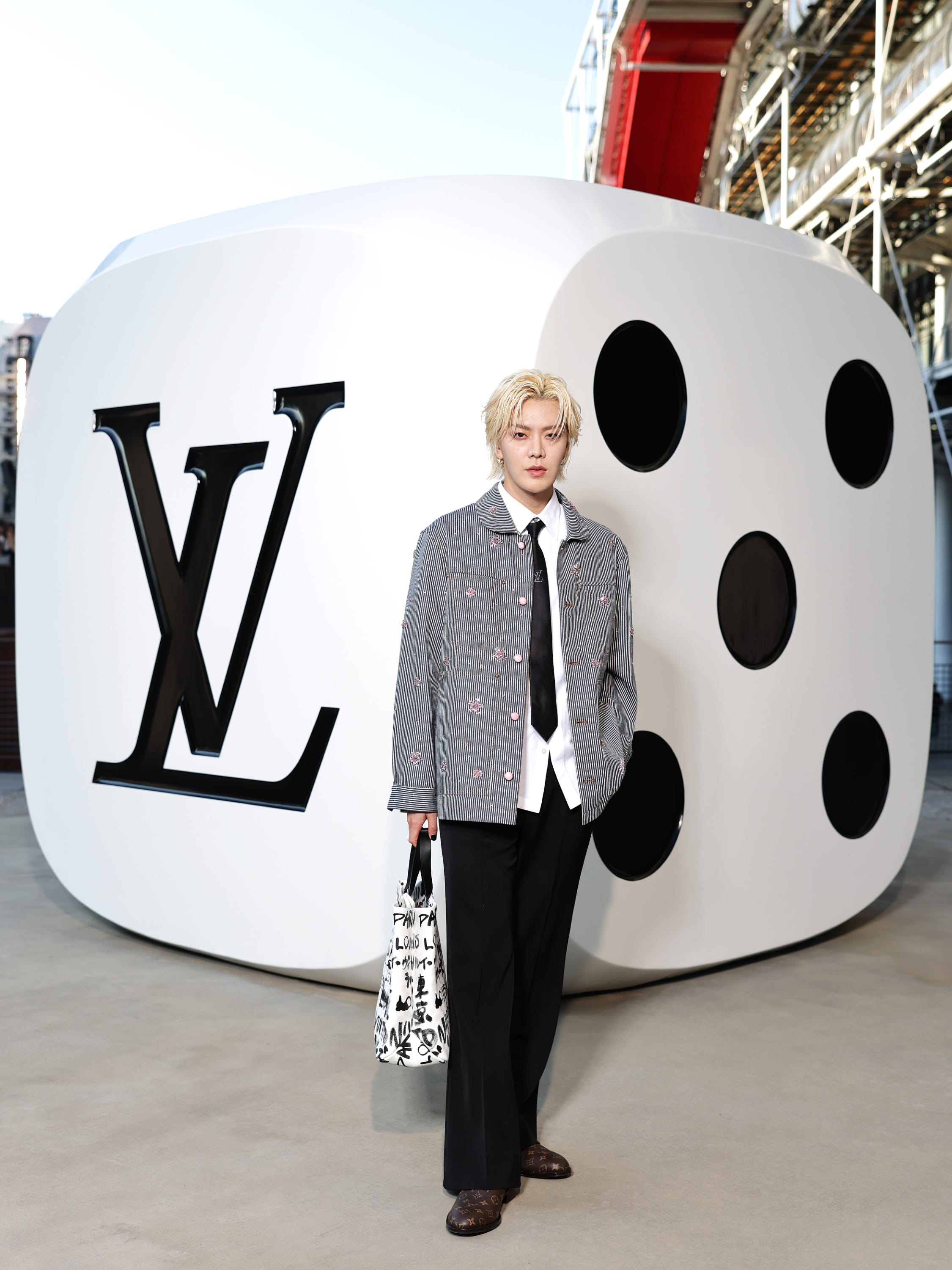 平野紫耀とYUTAが出席した「ルイ・ヴィトン」2026年春夏メンズ