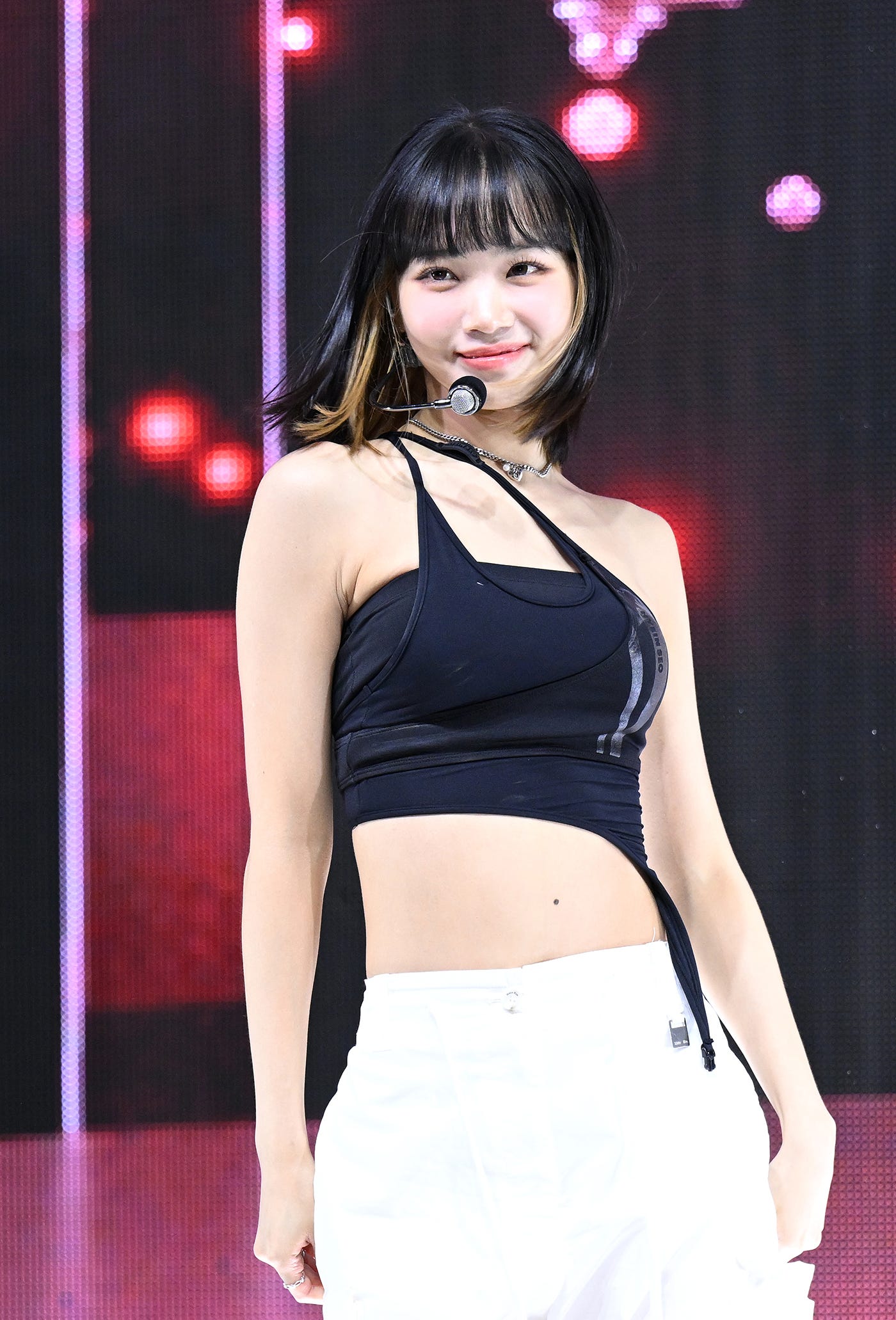 Le Sserafim ルセラフィム spaghetti Tシャツ チェウォン LE SSERAFIM