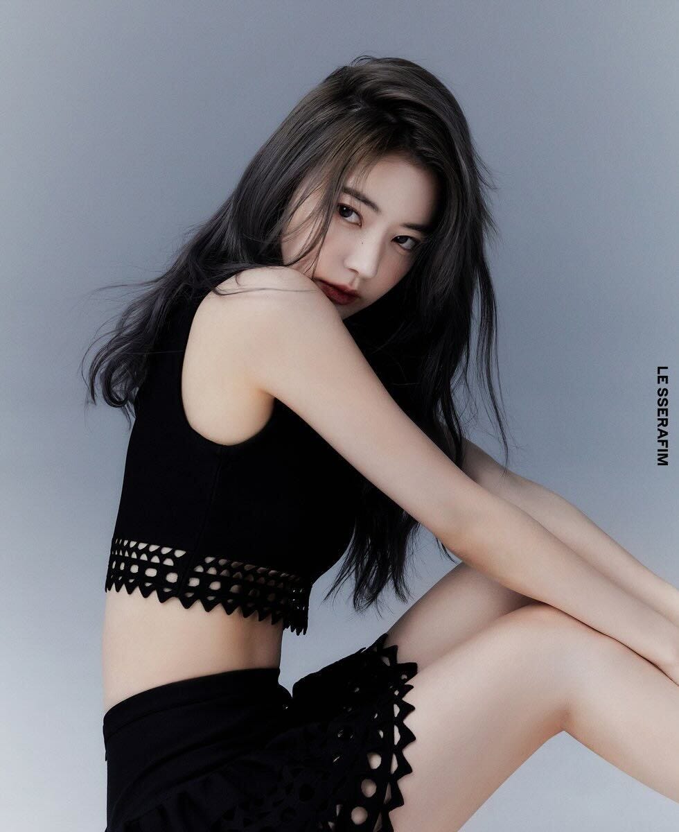 宮脇咲良 直筆サイン入り 缶バッチ ルセラフィム サクラ 宮脇咲良 直筆