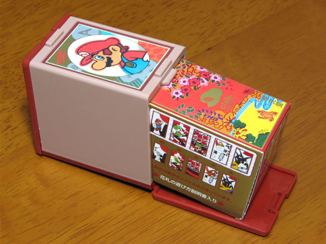 クラブニンテンドー 花札 マリオ花札（赤 黒）が発売予定。クラニン版