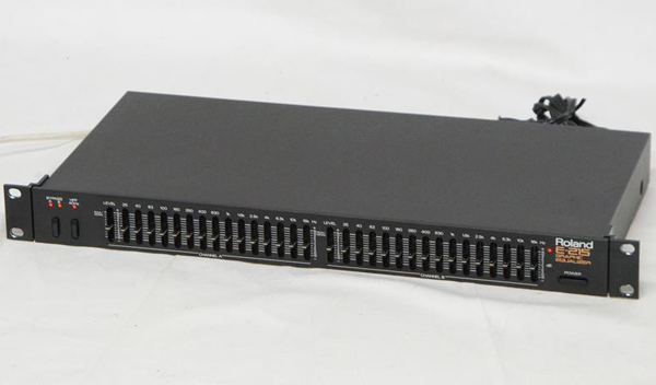 Roland 15 band 2ch graphic equalizer E-215 - Japanese