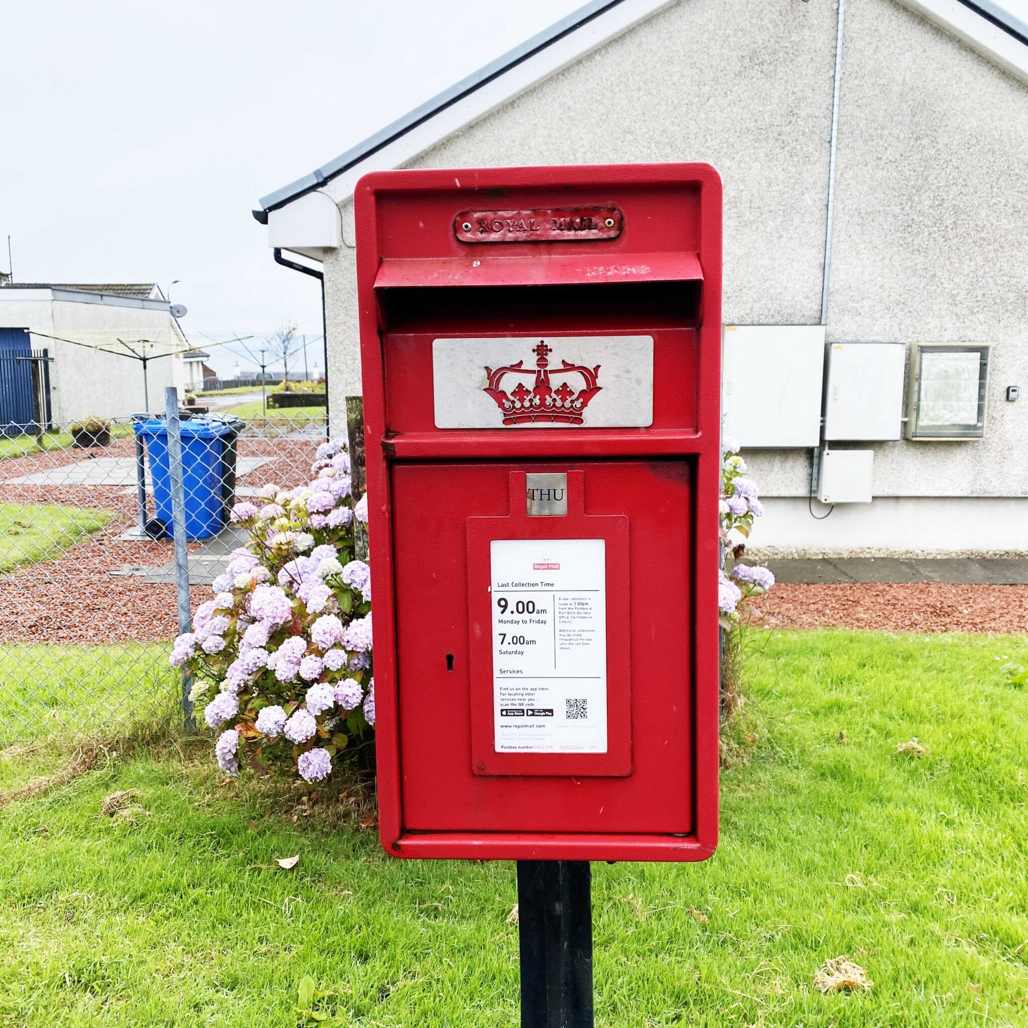 豆知識051】🇬🇧イギリスの赤い郵便ポストの秘密を教えちゃう