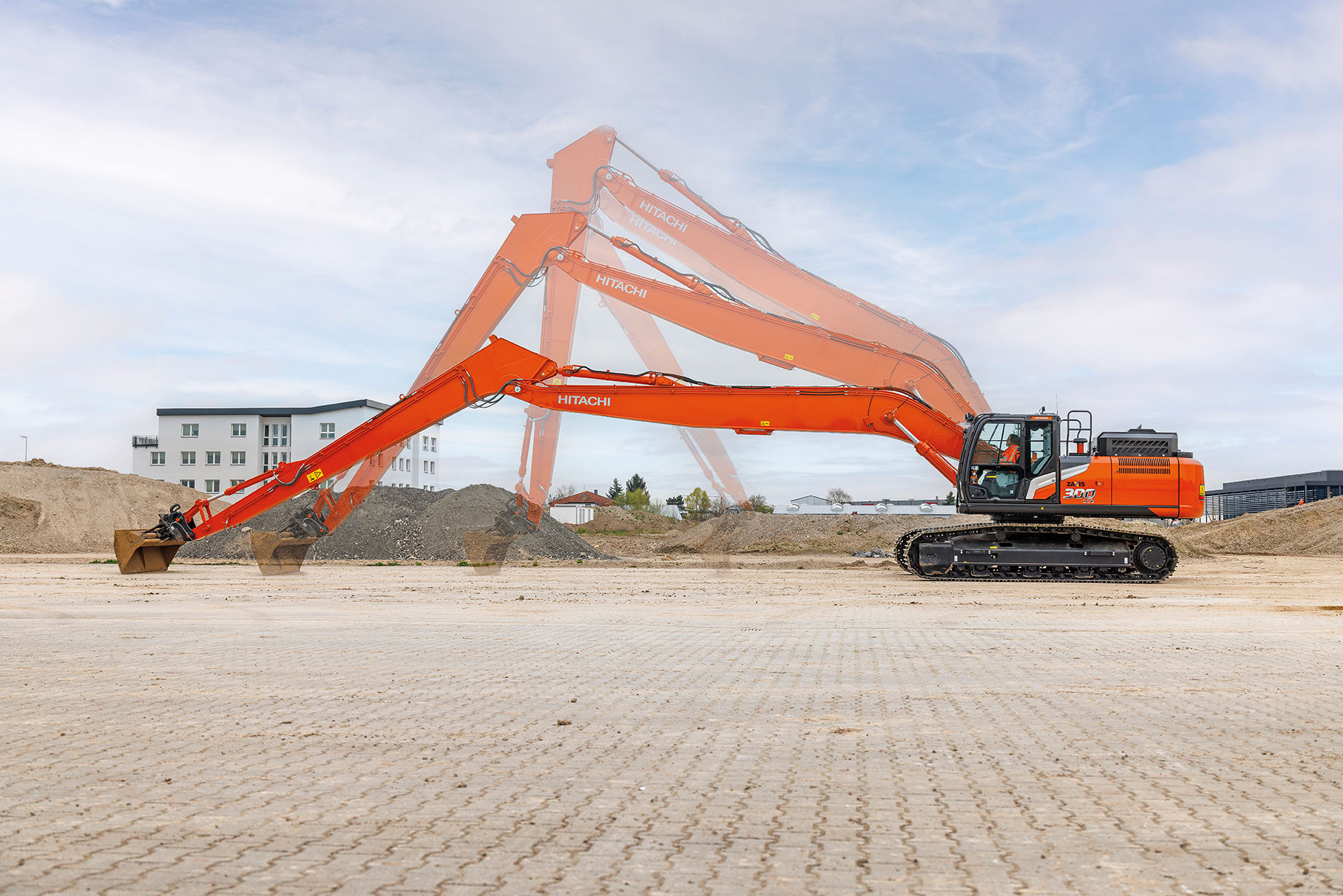 ZX250/300/350-7 SLF Super long front excavators - HitachiCM Europe