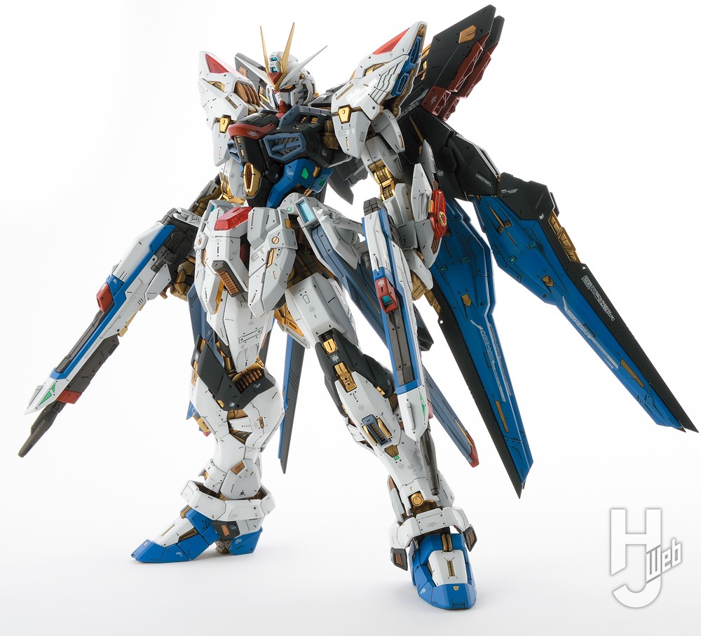 MG ストライクフリーダムガンダム全塗装完成品 メタリック&パール 光沢