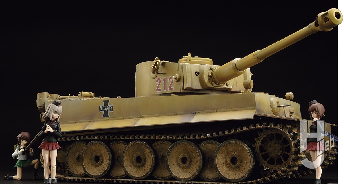 figmaが乗れる！ 超ビッグサイズの「ティーガーI」を塗装でさらに迫力