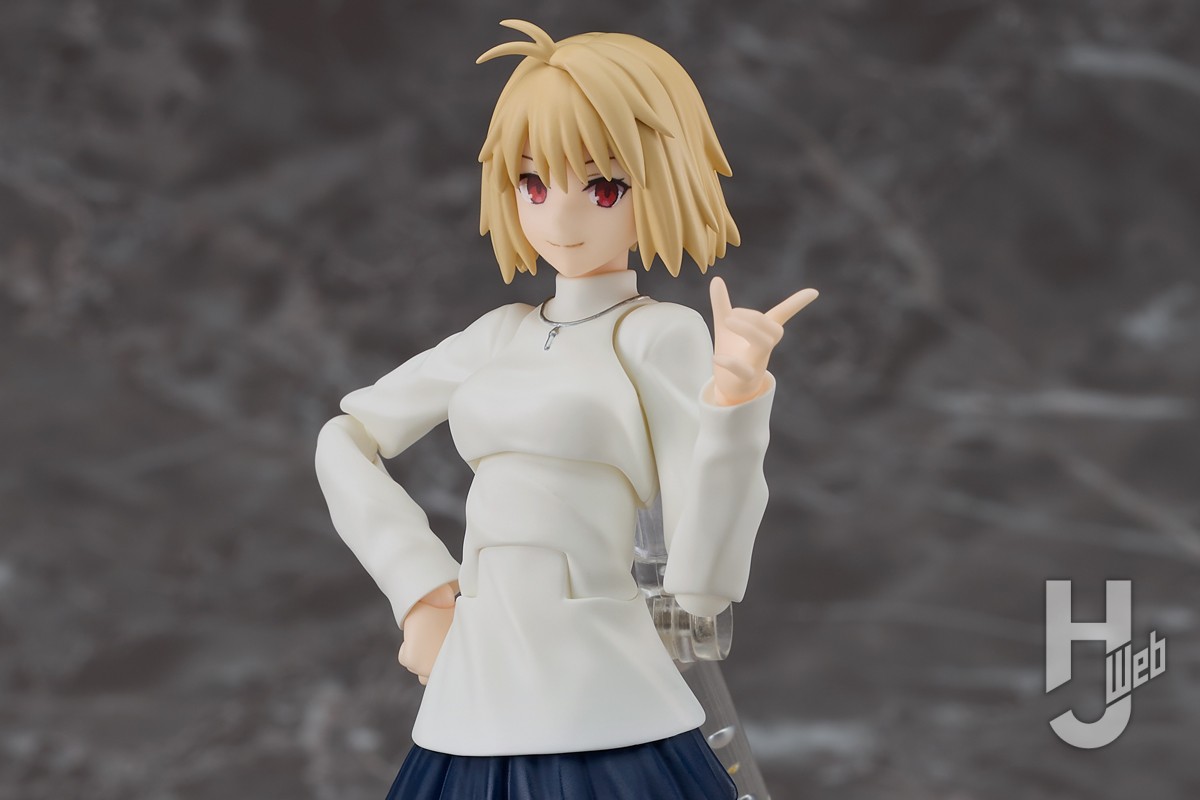 figma アルクェイド・ブリュンスタッドが通常版とDX Edition の二種