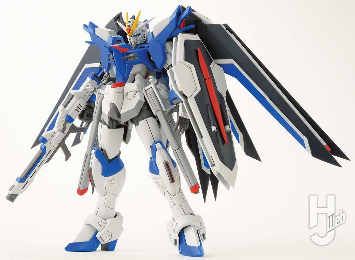 MGSD フリーダムガンダム 塗装完成品 ガンプラ ガンダムseed