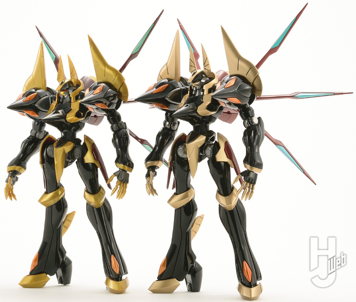 18年越しの初プラキット化「HG ガウェイン」印象的なハドロン砲発射
