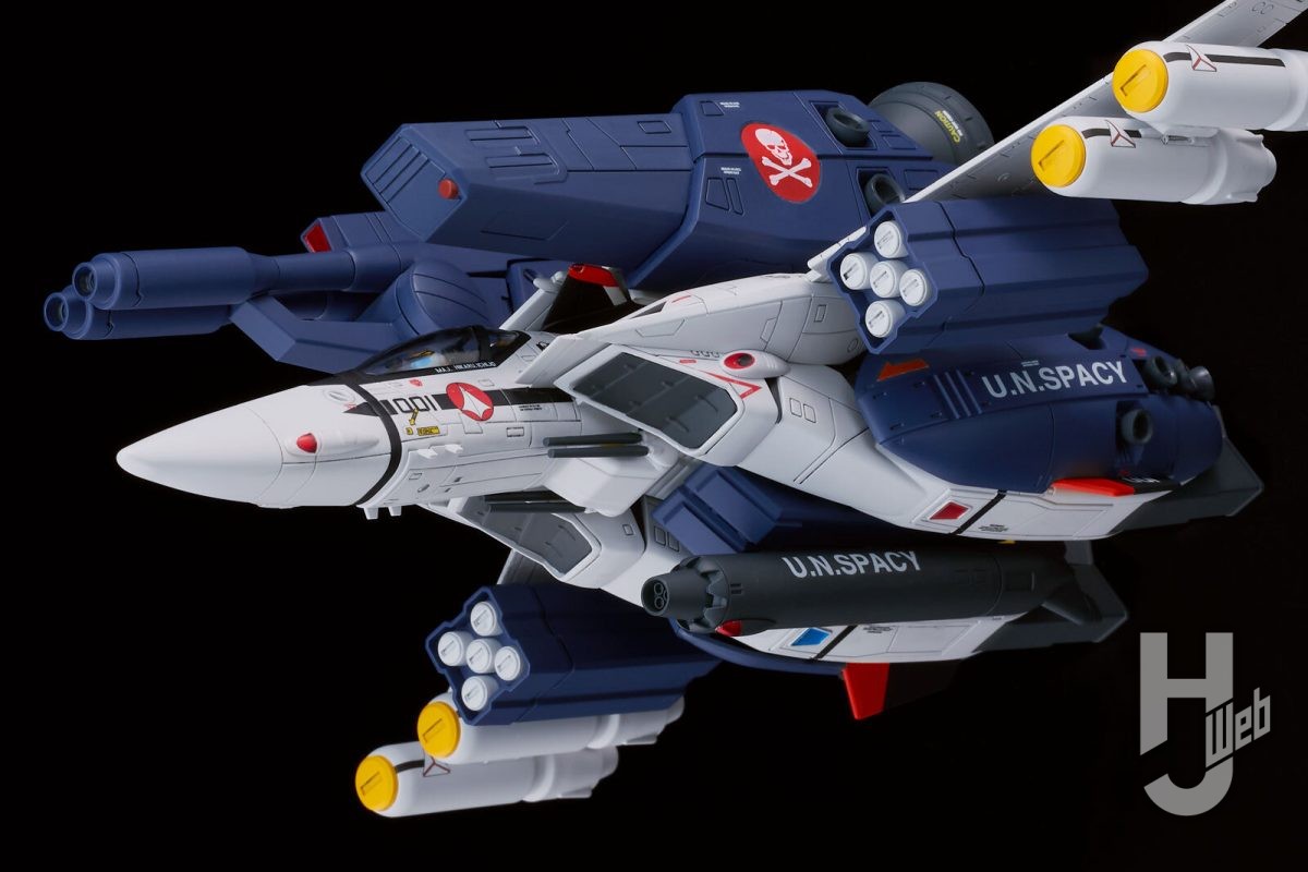 マックスファクトリー 1/72 バルキリーがストライクパックを装備