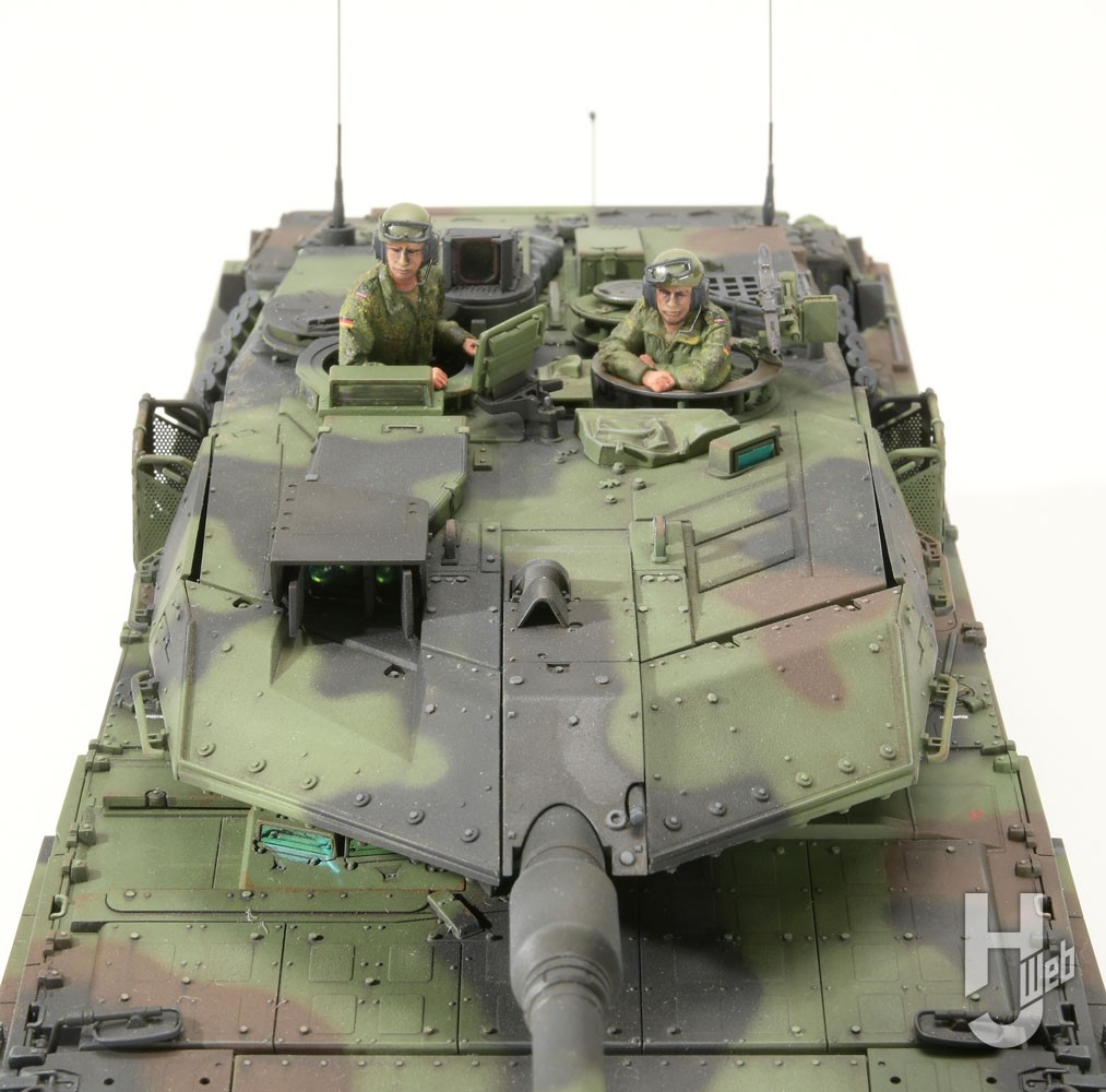 タミヤ1/35のドイツ連邦軍“レオパルト2”の最新バージョン“A7V”型を製作