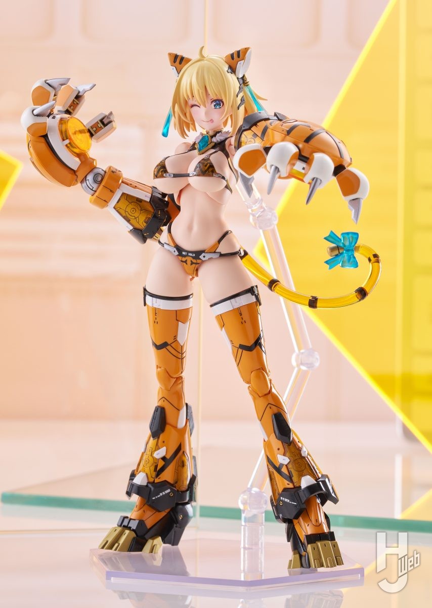 バニースーツなのに虎！？ ソフィアが新たな衣装でプラモデル化