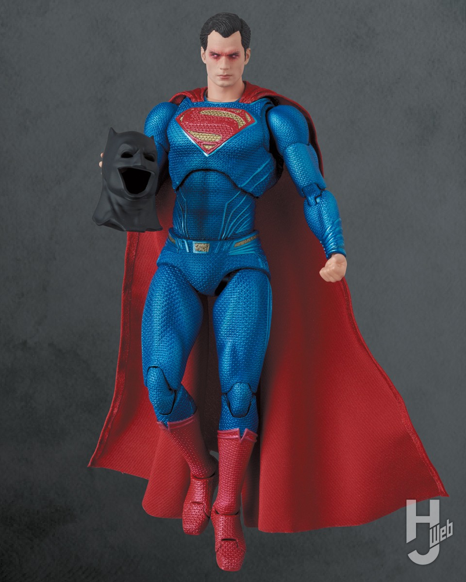 ジャスティス・リーグ：ザック・スナイダーカット』版スーパーマンが目