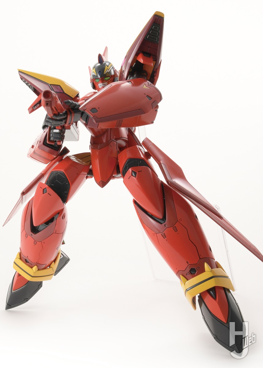 PLAMAX「VF-19 改 ファイヤーバルキリー（熱気バサラ機）」を光沢塗装