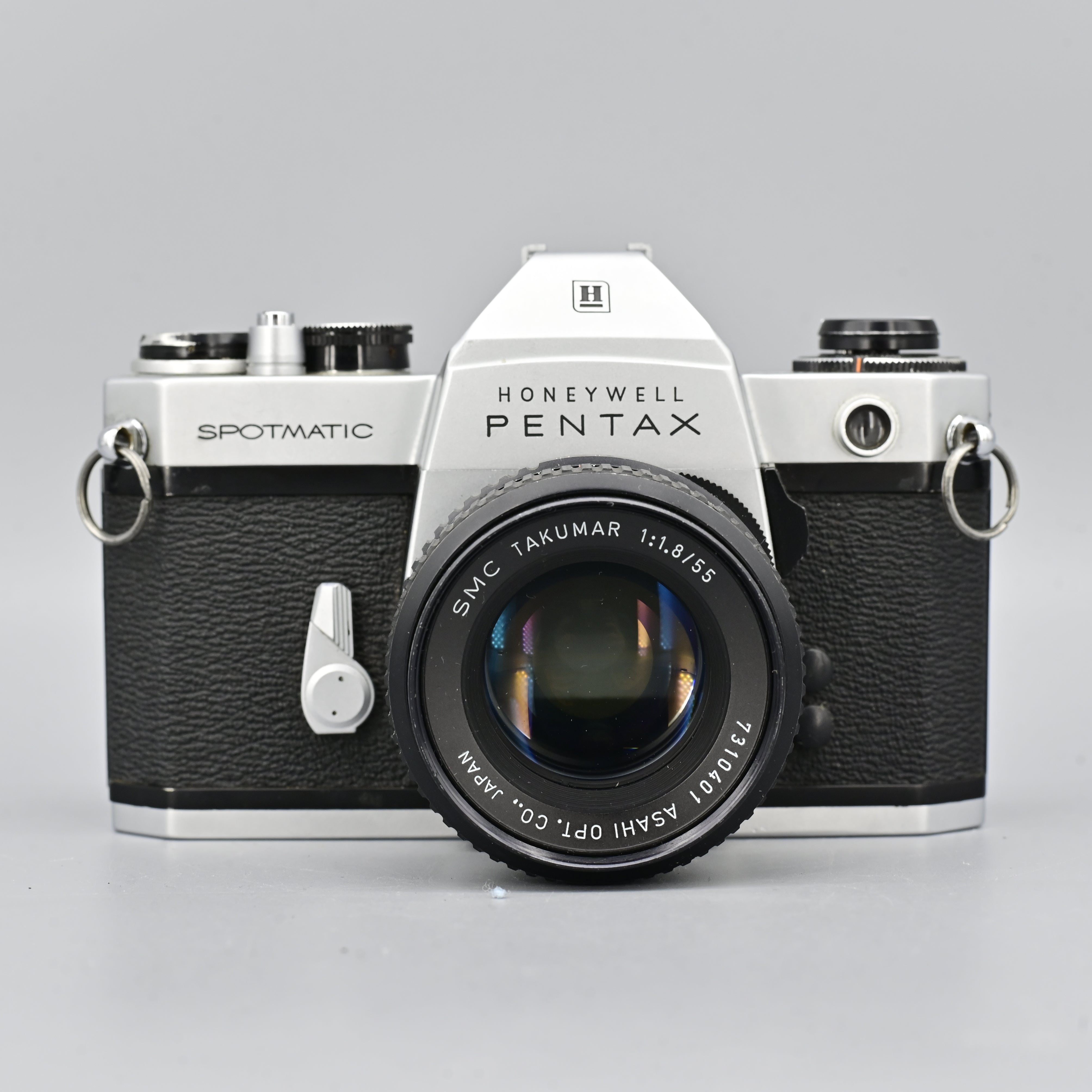 Pentax Spotmatic SP IIa + Super-Takumar 55mm F1.8 Lens [READ] – SHOWA