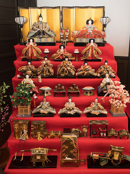 高級 九谷焼 立雛人形 良品です 高級 九谷焼 立雛人形 良品です 九谷焼