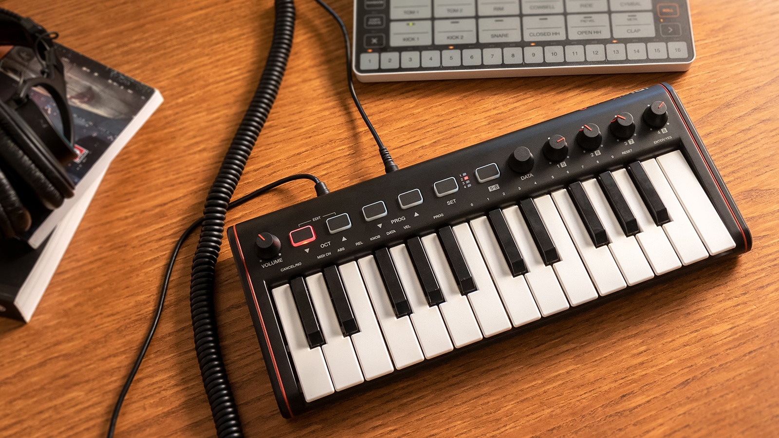 iRig Keys 2 - IK Multimedia | Hookup, Inc.