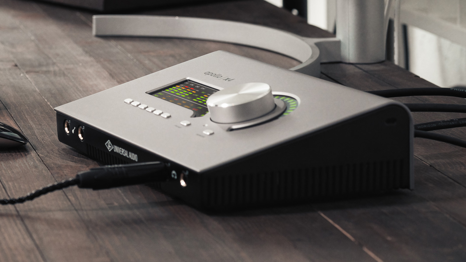 Apollo x4 | Gen 2 - Universal Audio | Hookup, Inc.