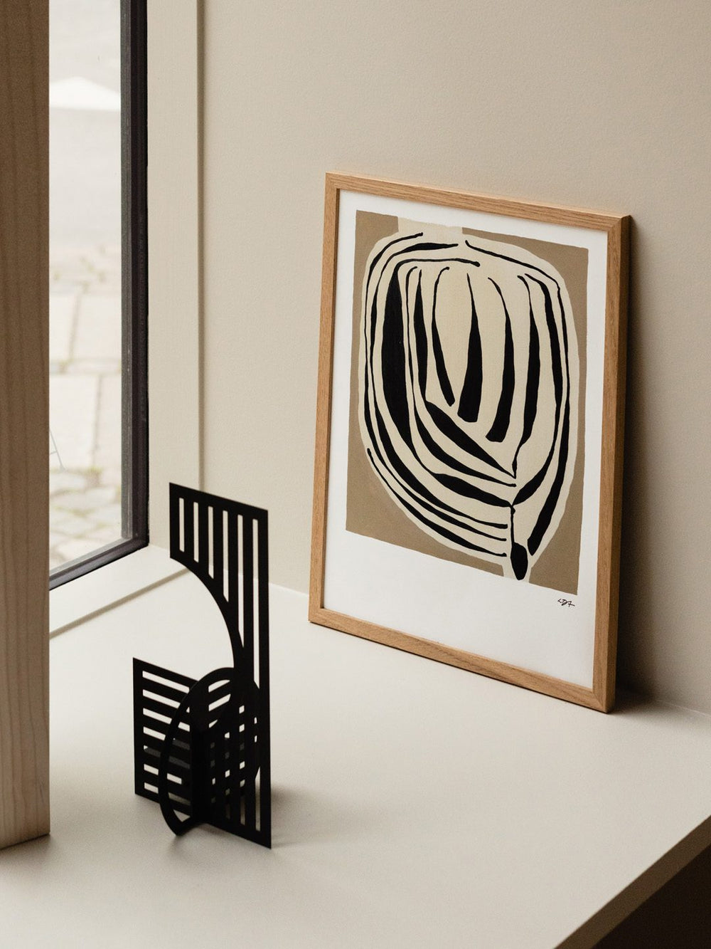 額縁 Navy flow by Leise Dich Abrahamsen 額縁 Navy flow by Leise