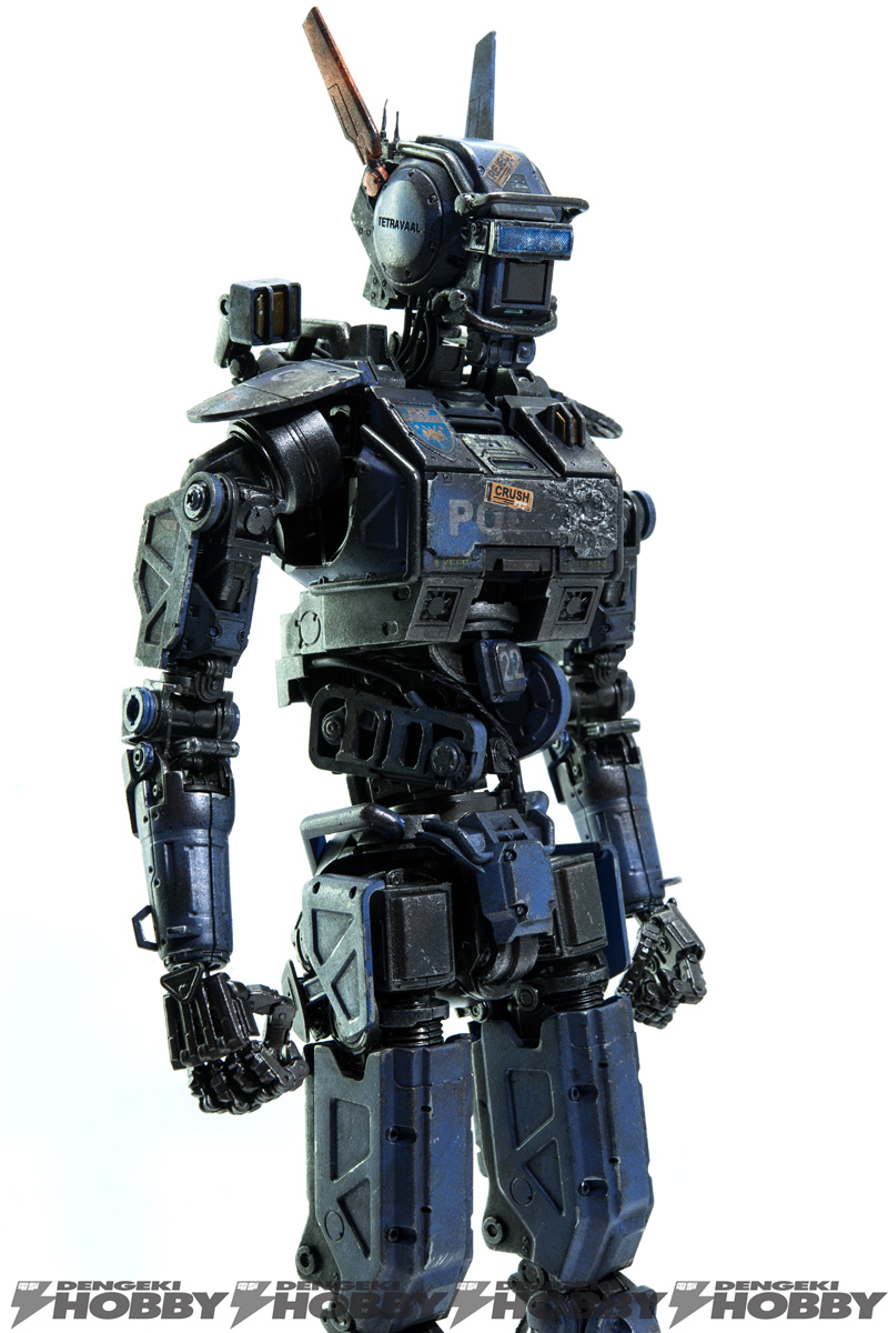 threezeroから、映画『チャッピー』の人工知能ロボット“チャッピー”が