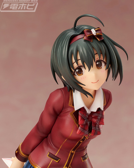 照れ顔がカワイイ!!『アイドルマスター シンデレラガールズ』ピンク