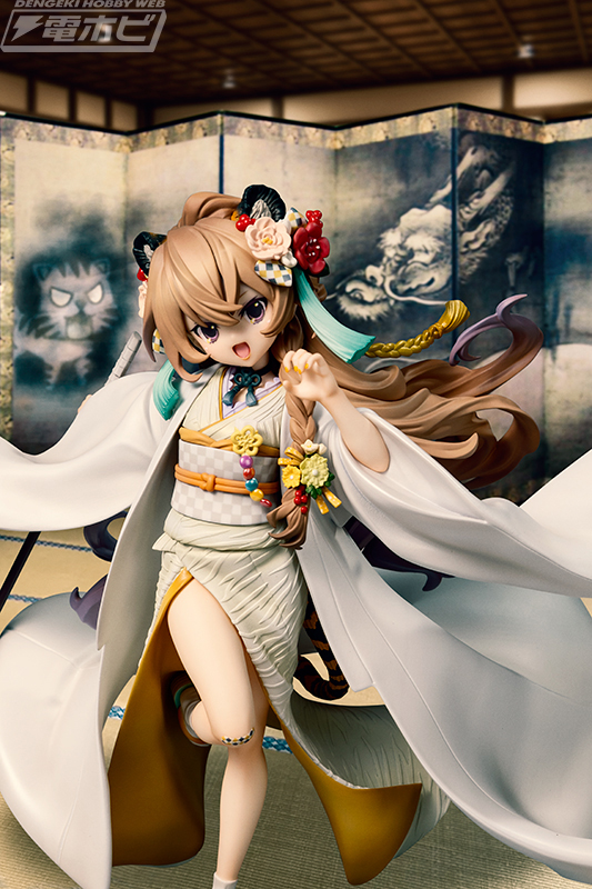 とらドラ 手乗虎美人図 逢坂大河 Amazon.co.jp: とらドラ 15周年