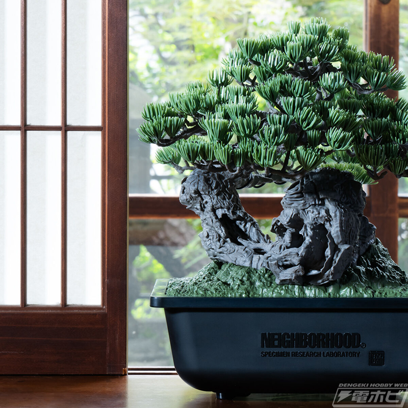 盆栽がBANDAI SPIRITSの最新技術でプラモデル化！バランスを見ながら1
