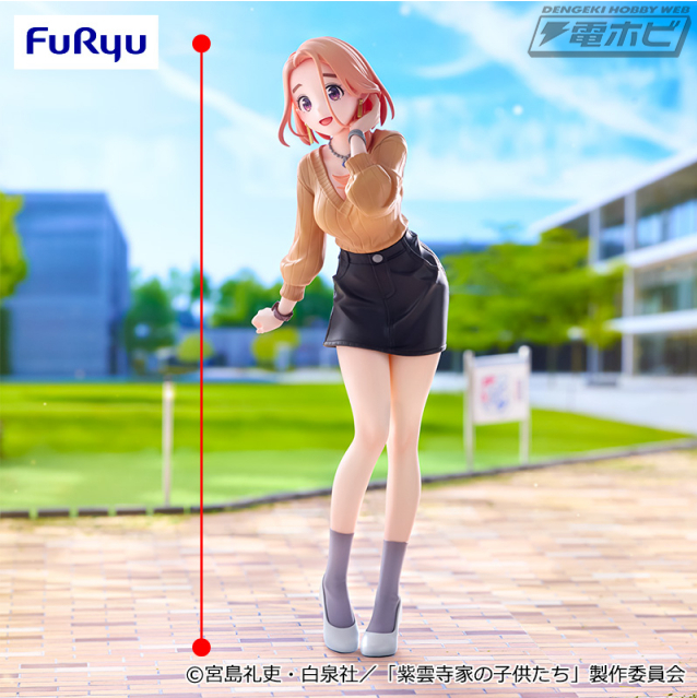 紫雲寺家の子供たち』より、万里がプライズフィギュアになって登場