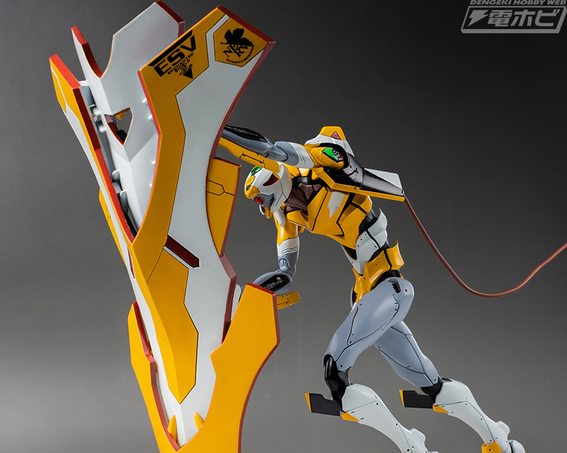 ヱヴァンゲリヲン新劇場版』エヴァ零号機（改）がロボ道シリーズから