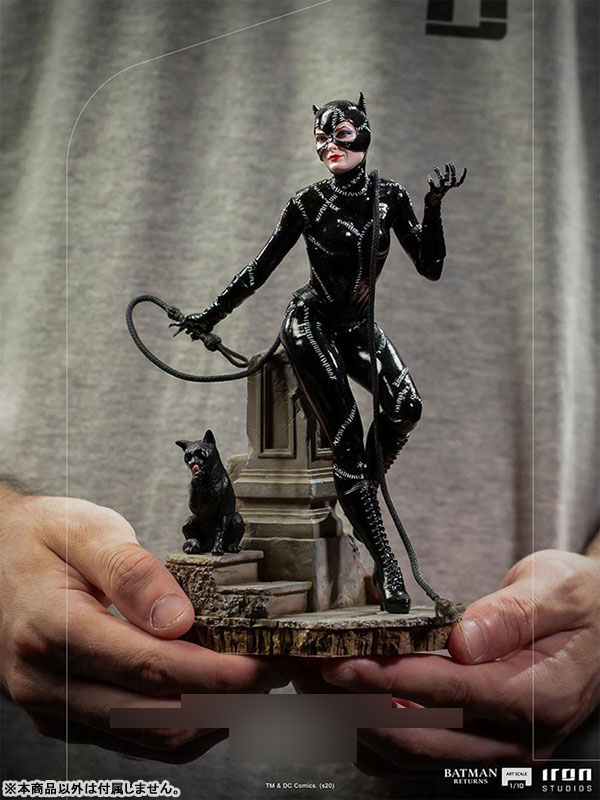 映画『バットマン・リターンズ』よりキャットウーマンの1/10スケール