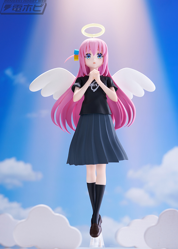 ぼっち・ざ・ろっく！』後藤ひとりが結束バンドTシャツに身を包み、お