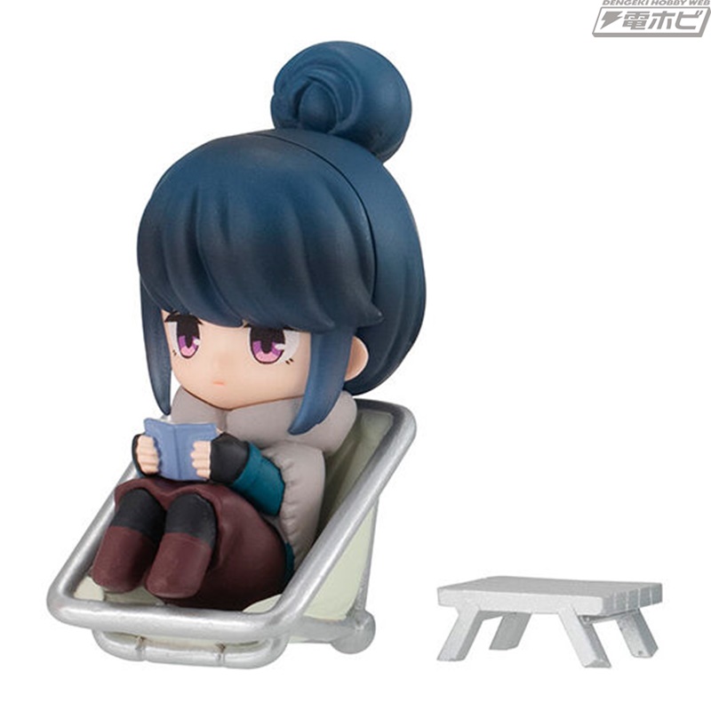 ゆるキャン△』フィギュアとキャンプ道具がセットになったフィギュア