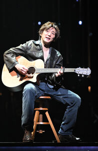 SixTONES・京本大我が猛練習のギター披露 主演ミュージカル