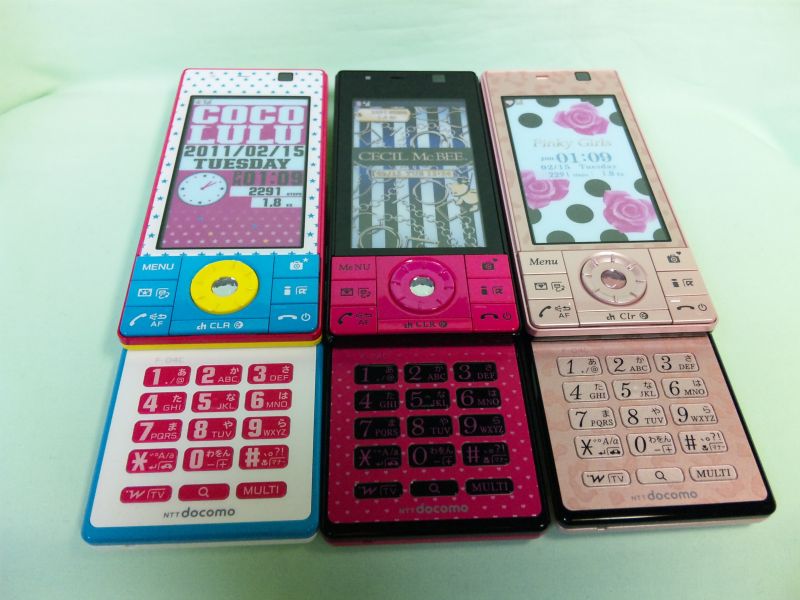 モックアップ】 docomo F-04C F-05C NTTドコモ F－05C モックアップ 3