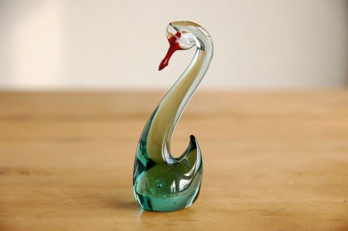 スウェーデンで見つけたガラスの白鳥のオブジェ（M） - 北欧、暮らしの