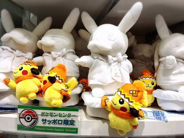 ピカチュウの雪像~クラーク像~ ポケモンセンターサッポロ 限定