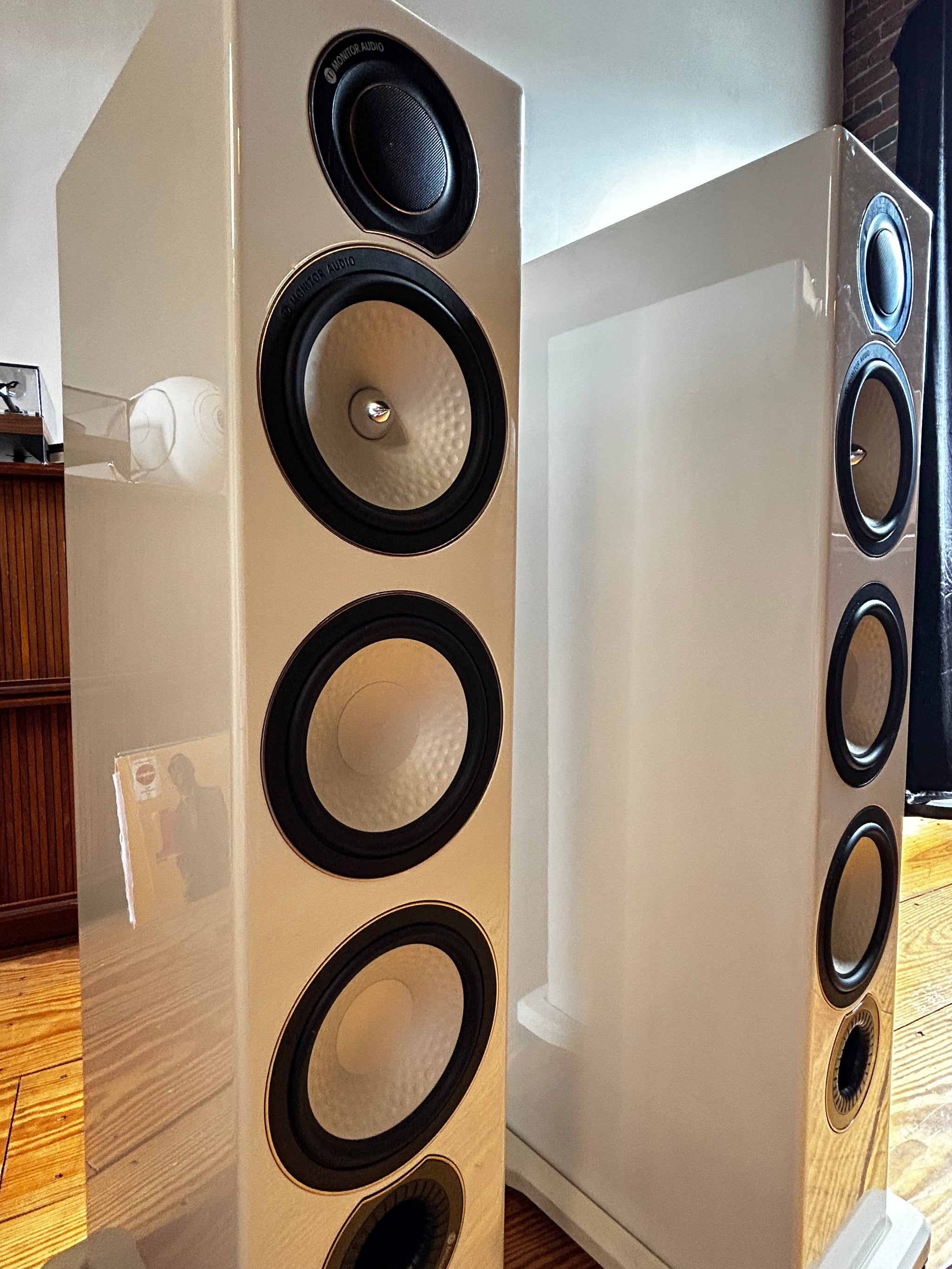 Monitor Audio Silver RX8, 