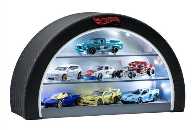 ホットウィール ベーシック ロゴライト 6個セット トイザらス限定 部屋