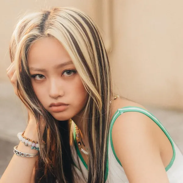 HANA ユリ ファンダムコミュニティ │ KPOP人気No.1アプリ 最愛ドル