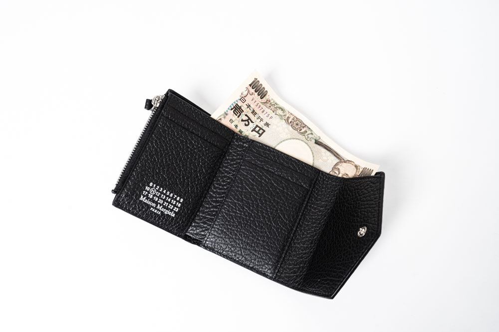 マルジェラ三つ折り財布