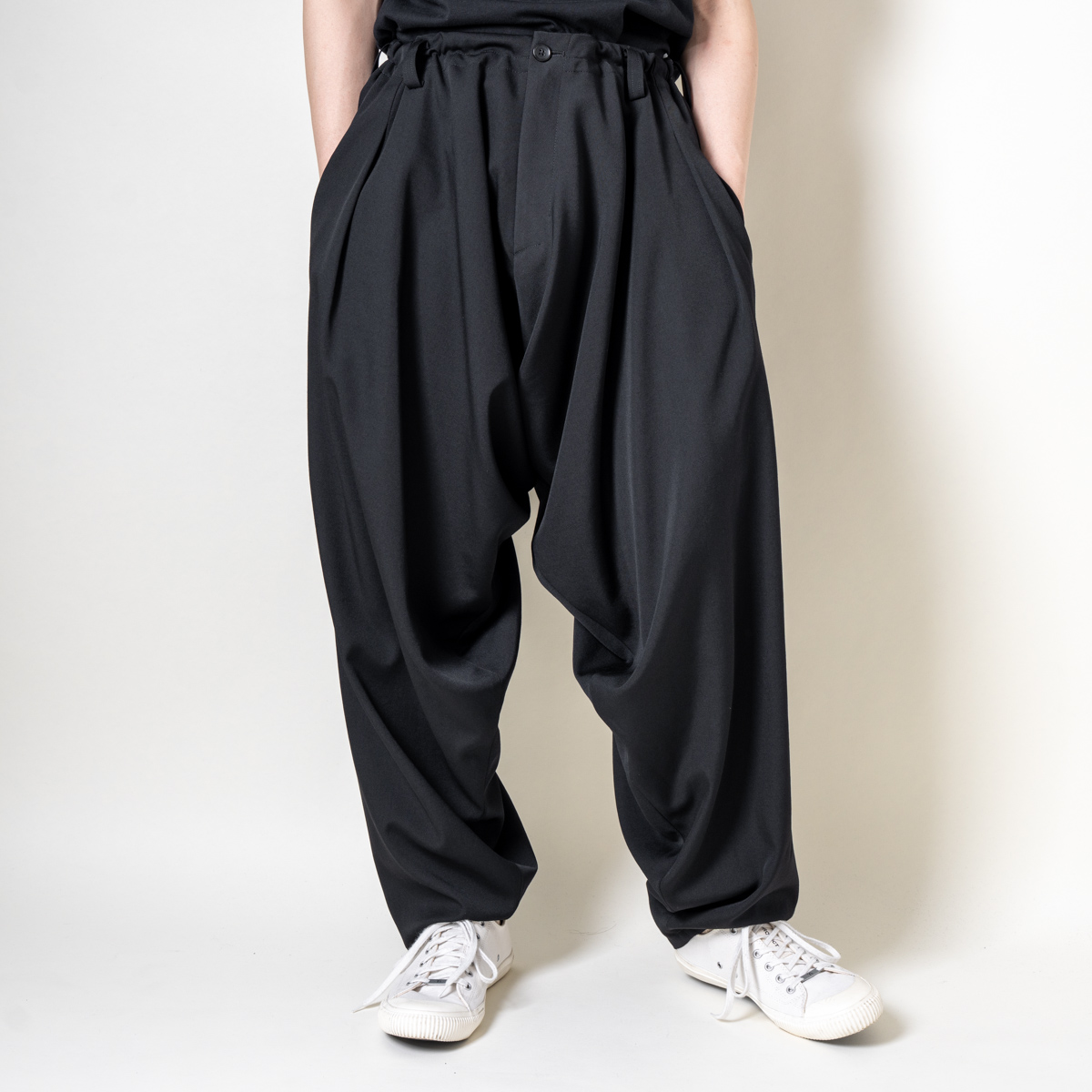 YOHJI YAMAMOTO 内ドレープパンツ | HUES 福岡セレクトショップ