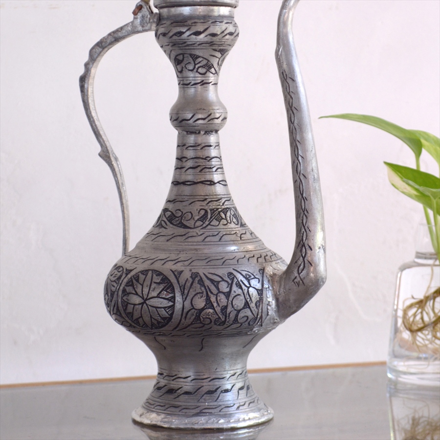 トルコ・銅製の水差し・アンティークシルバー/高さ35cm / ガラタバザール
