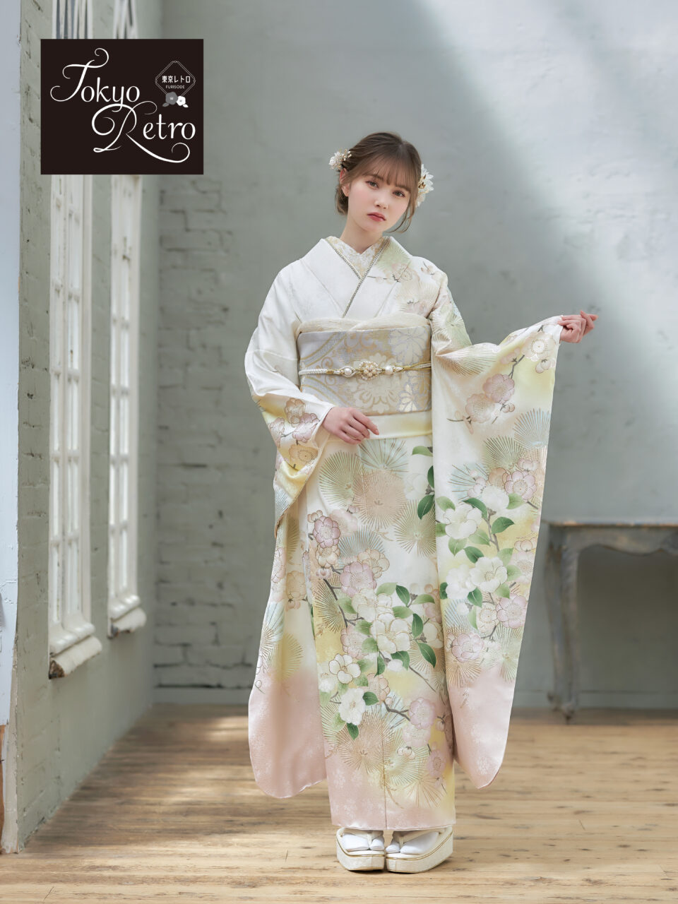 お振袖 単品 お仕立て上り品 白×紅紫 玉 正絹 美品 成人式 袴スタイル