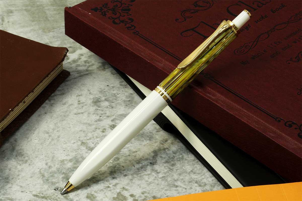 ペリカン（Pelikan） ボールペンスーベレーン K400 ホワイトトートイス