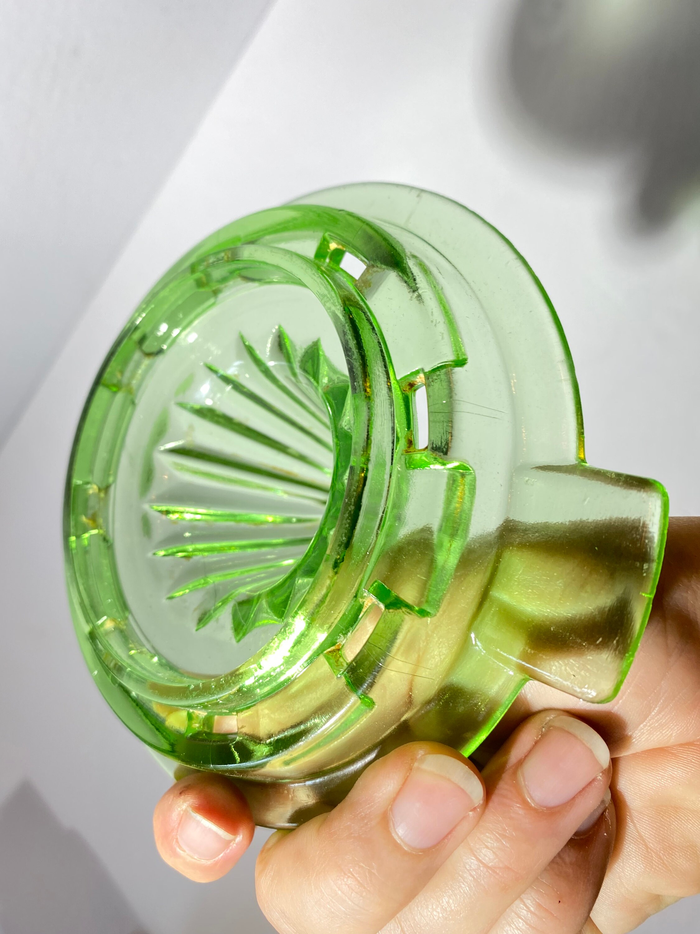 ウランガラスレモンジューサー グリーンディプレッションジュース